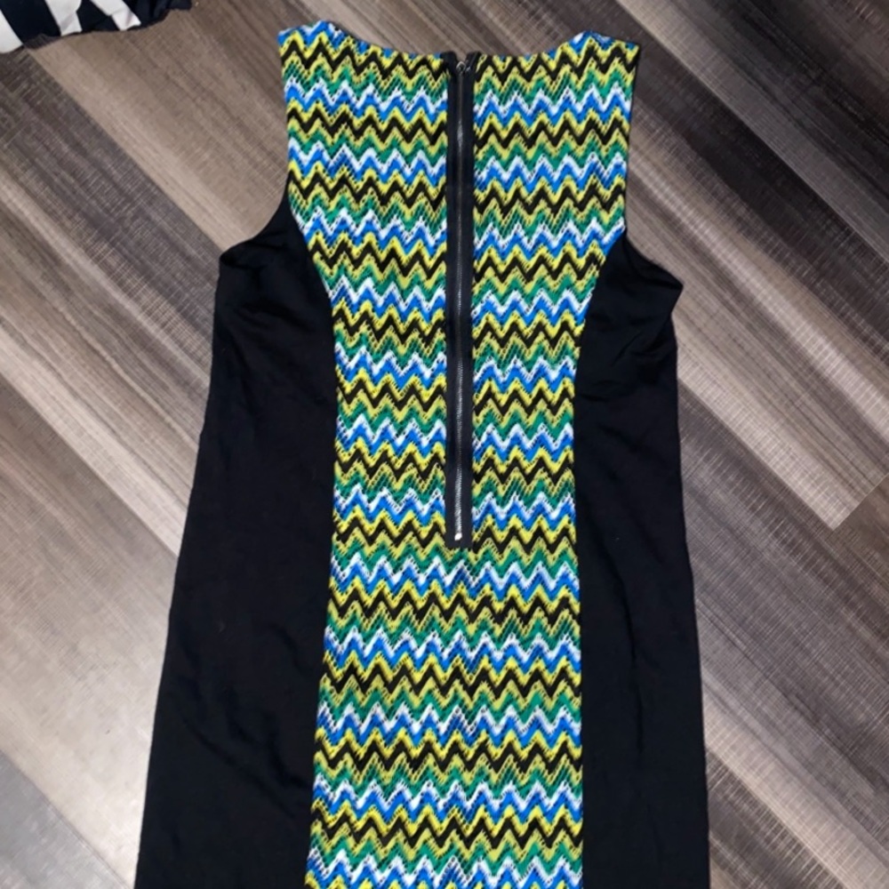 Kensie Black and Blue Sheath Mini Dress Sleeveless Scoop Neck - Picture 4 of 13